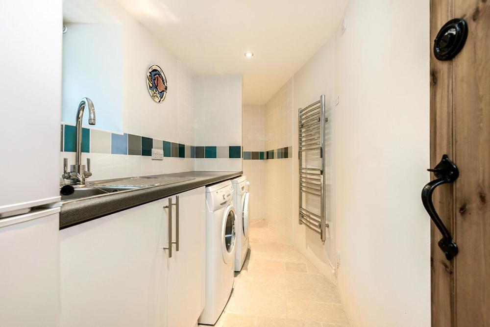 Sloop Inn Cottage ฮาเวอร์ฟอร์ดเวสต์ ภายนอก รูปภาพ